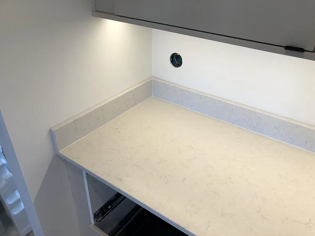 Køkkenbordplade i Silestone Lagoon, Fjälkinge – billede 8