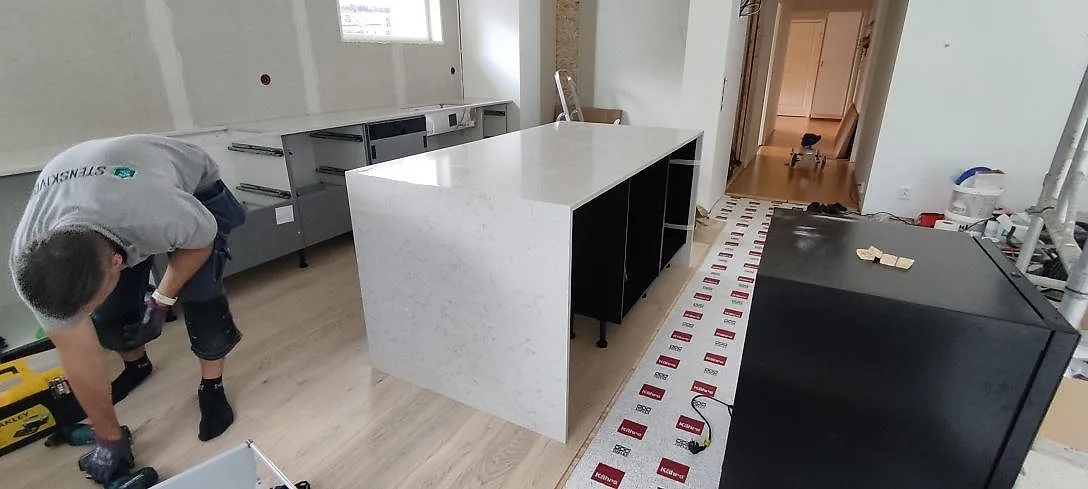 Køkkenbordplade i Silestone Lagoon, Hässleholm – billede 2