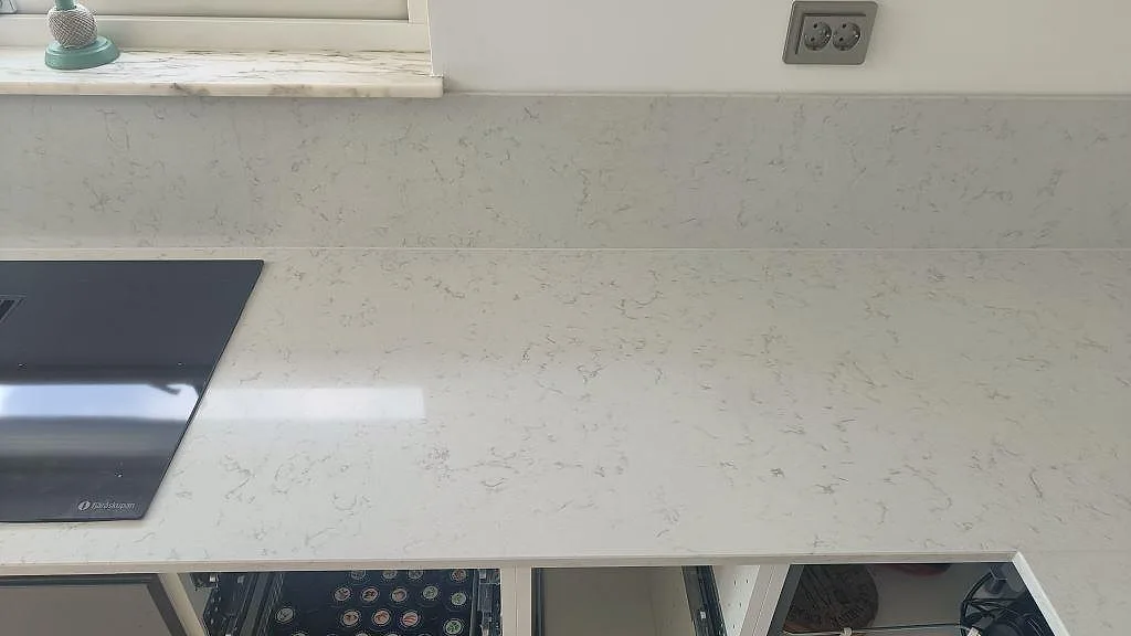 Køkkenbordplade i Silestone Lagoon, Höllviken – billede 3