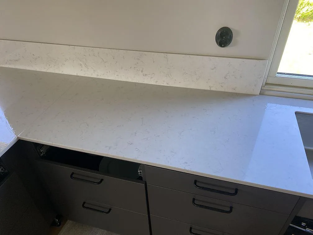 Køkkenbordplade i Silestone Lagoon, Hovås – billede 3