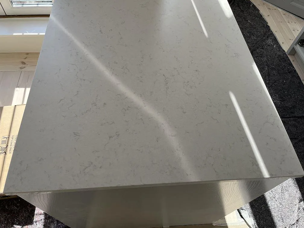 Køkkenbordplade i Silestone Lagoon, København – billede 2