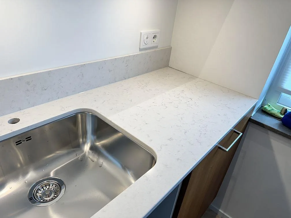 Køkkenbordplade i Silestone Lagoon, Lomma – billede 3