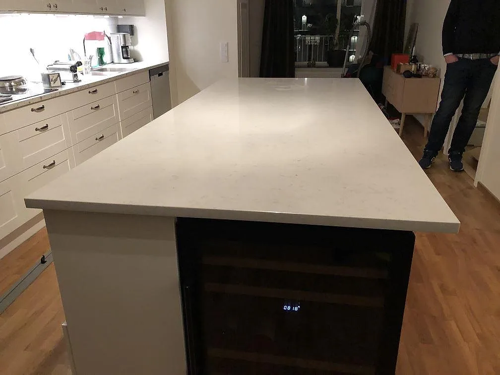 Køkkenbordplade i Silestone Lagoon, Malmö – billede 3