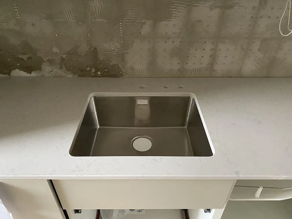 Køkkenbordplade i Silestone Lagoon, Malmö – billede 3