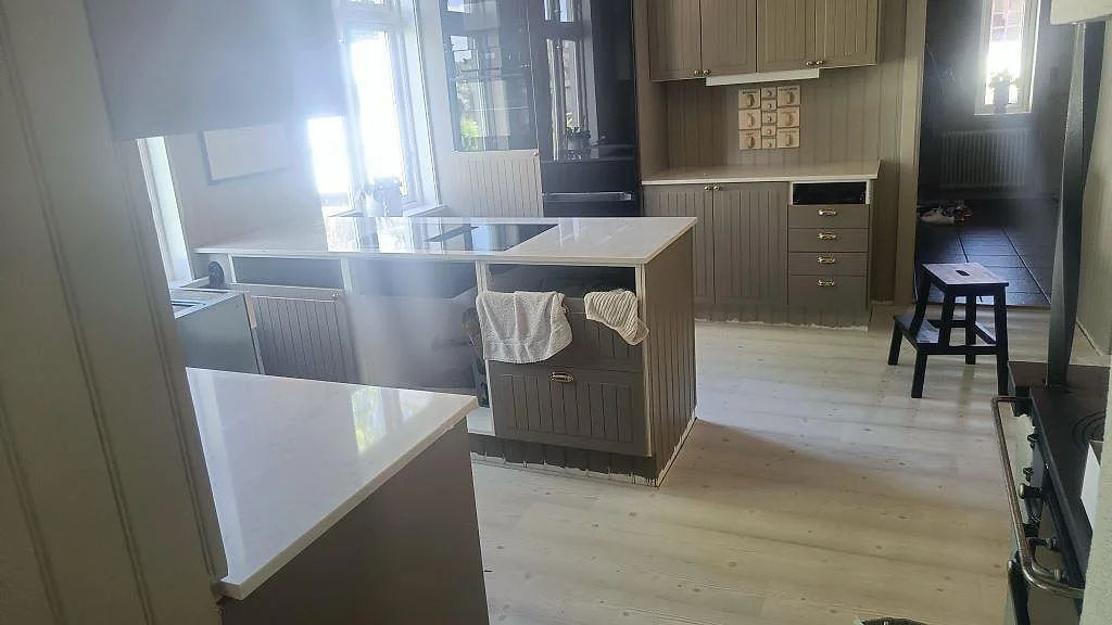 Gennemført projekt: Køkkenbordplade i Silestone Lagoon, Mariestad.