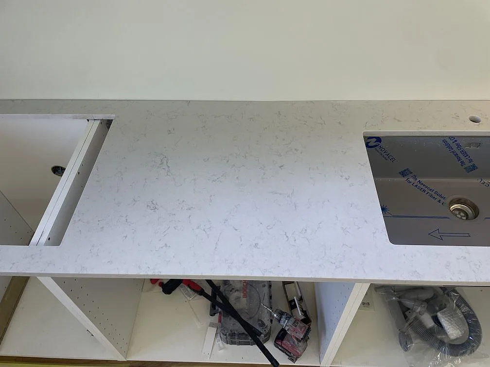 Køkkenbordplade i Silestone Lagoon, Nyhamnsläge – billede 4