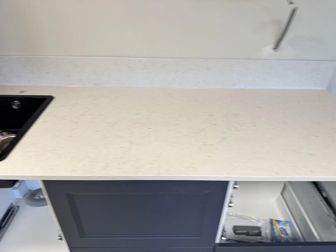 Køkkenbordplade i Silestone Lime Delight, Borås – billede 3
