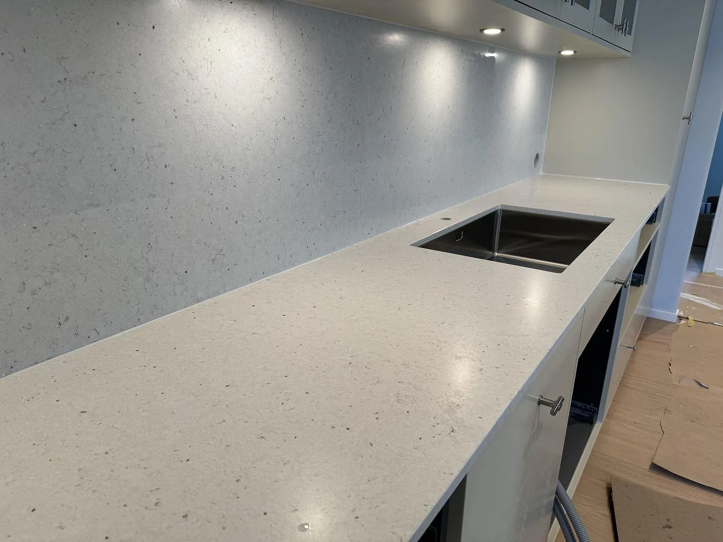 Køkkenbordplade i Silestone Lime Delight, Höganäs – billede 3