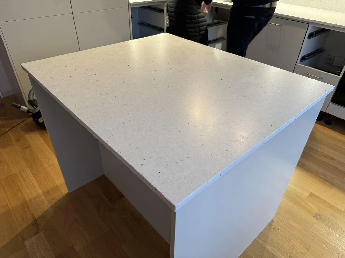 Køkkenbordplade i Silestone Lime Delight, Lidköping – billede 2