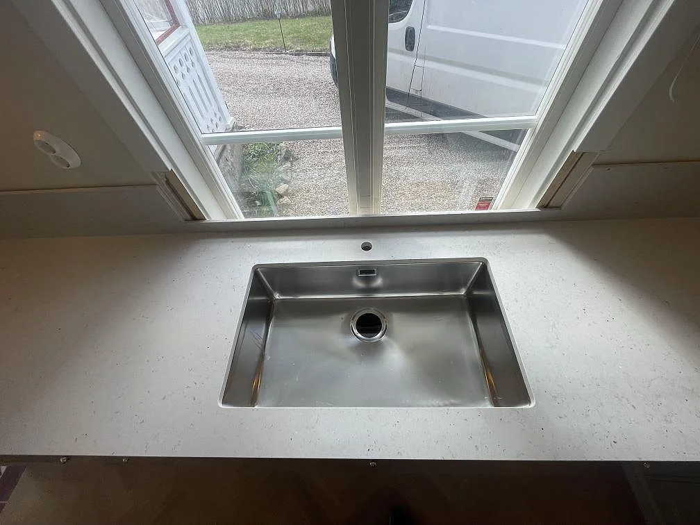Køkkenbordplade i Silestone Lime Delight, Mullsjö – billede 2