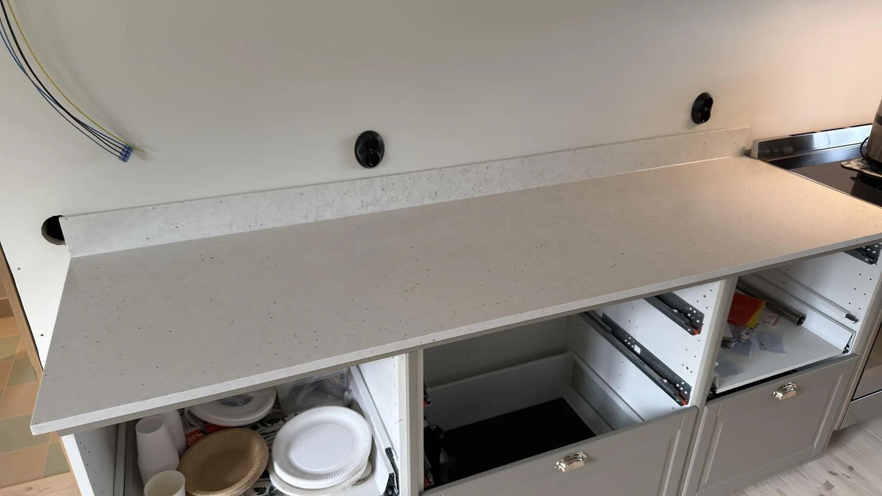 Køkkenbordplade i Silestone Lime Delight, Vänge – billede 3