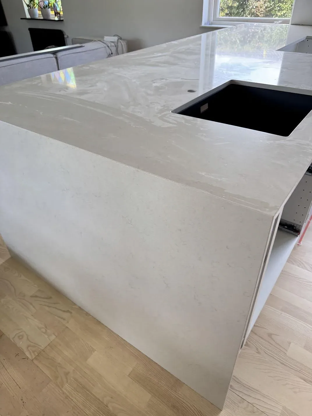 Køkkenbordplade i Silestone Linen Cream, Bunkeflostrand – billede 2