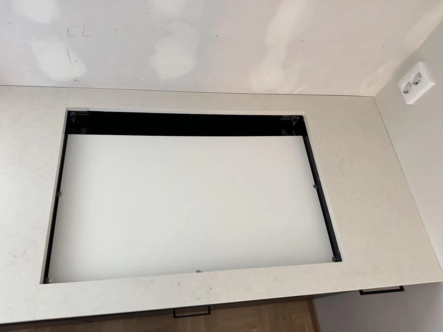 Køkkenbordplade i Silestone Linen Cream, Dalby – billede 8