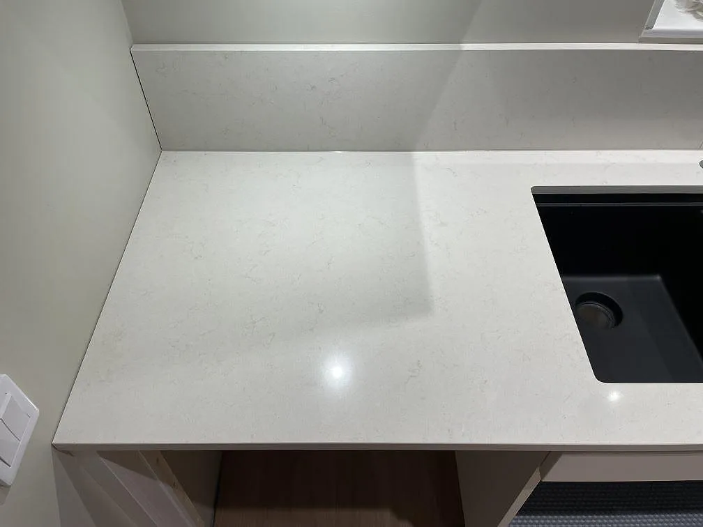 Køkkenbordplade i Silestone Linen Cream, Falun – billede 4