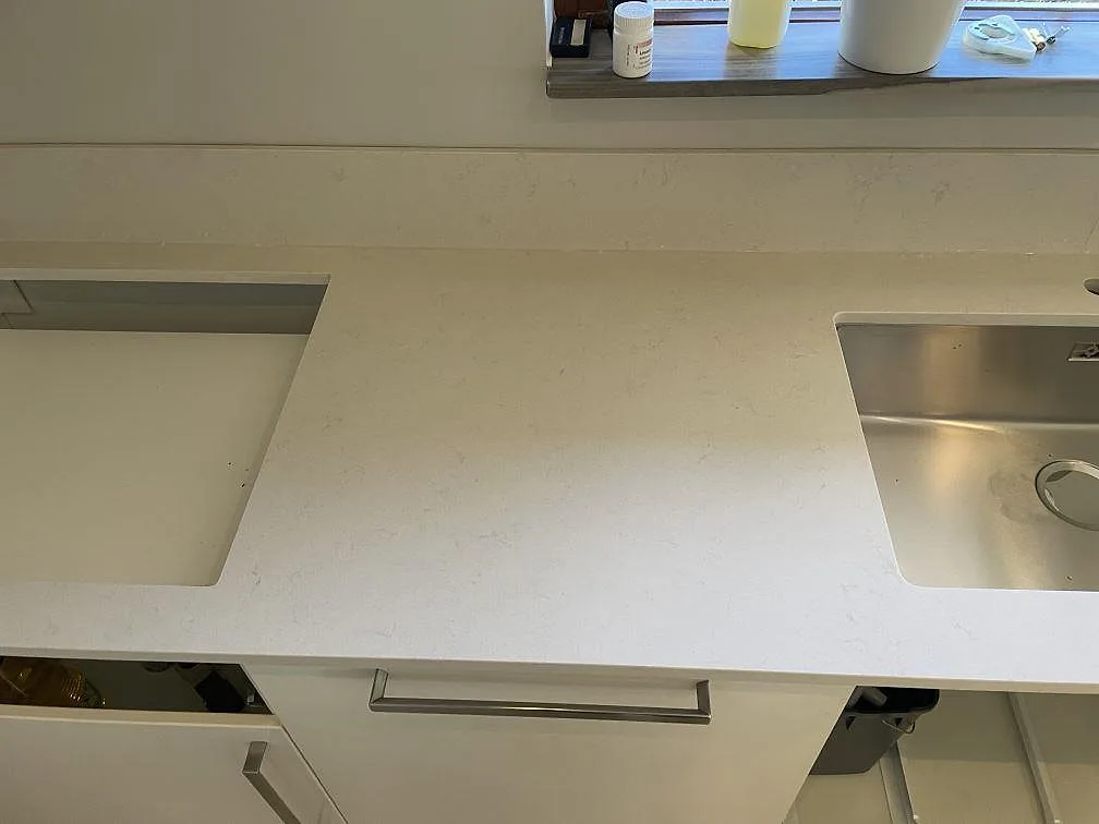 Køkkenbordplade i Silestone Linen Cream, Helsingborg – billede 5