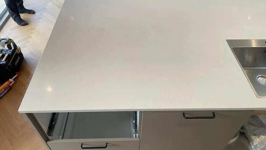 Køkkenbordplade i Silestone Linen Cream, Hornslet – billede 2