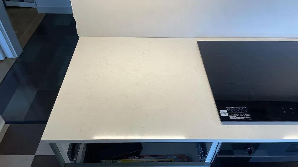 Køkkenbordplade i Silestone Linen Cream, Malmö – billede 2