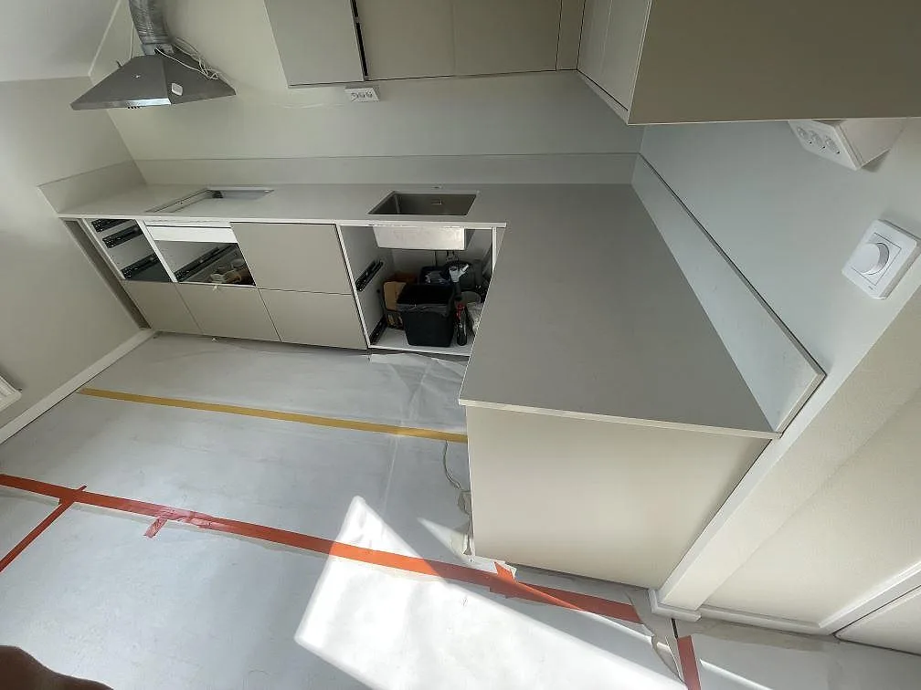 Køkkenbordplade i Silestone Linen Cream, Rönninge – billede 4