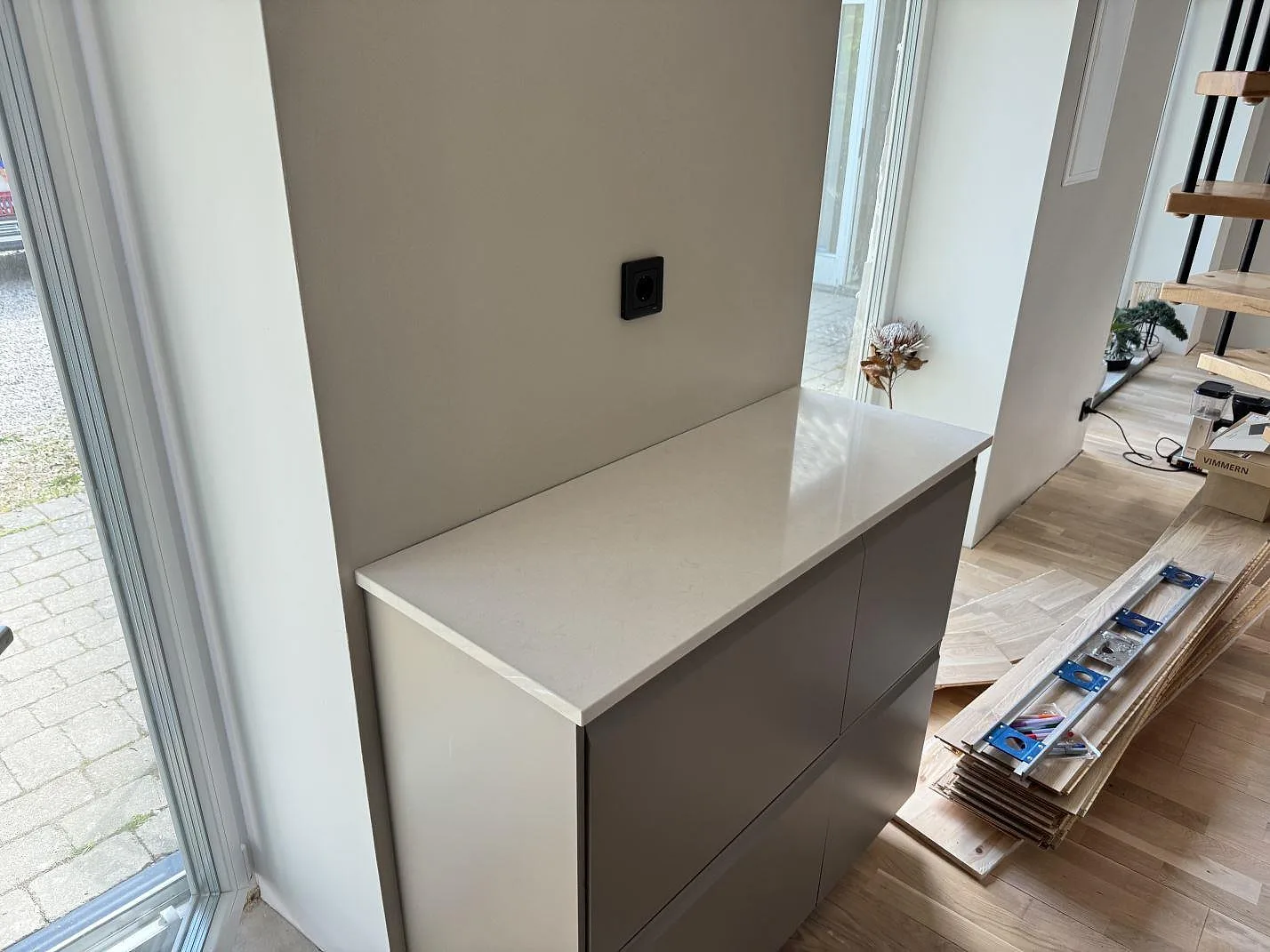 Køkkenbordplade i Silestone Linen Cream, Svedala – billede 7