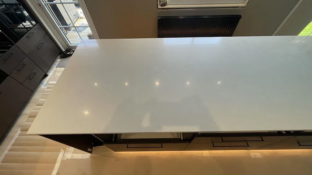 Køkkenbordplade i Silestone Linen Cream, Tomelilla – billede 3
