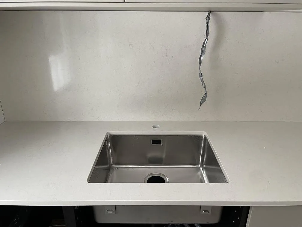 Køkkenbordplade i Silestone Linen Cream, Tumba – billede 3