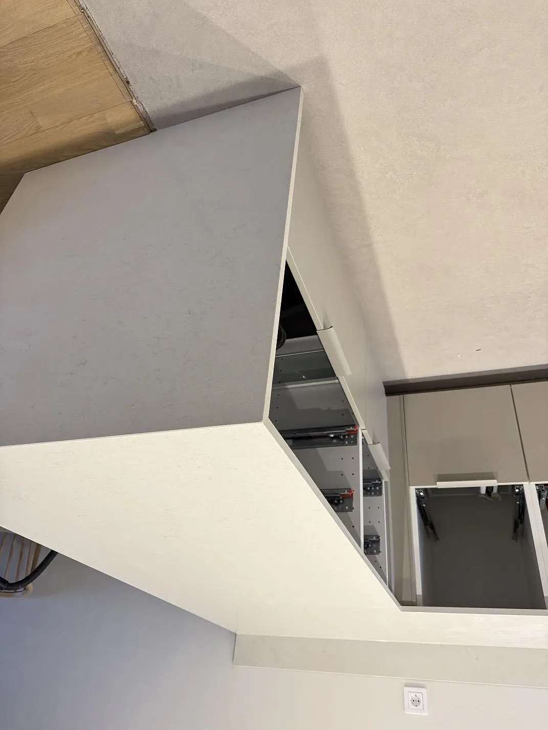 Køkkenbordplade i Silestone Linen Cream, Vintrie – billede 8