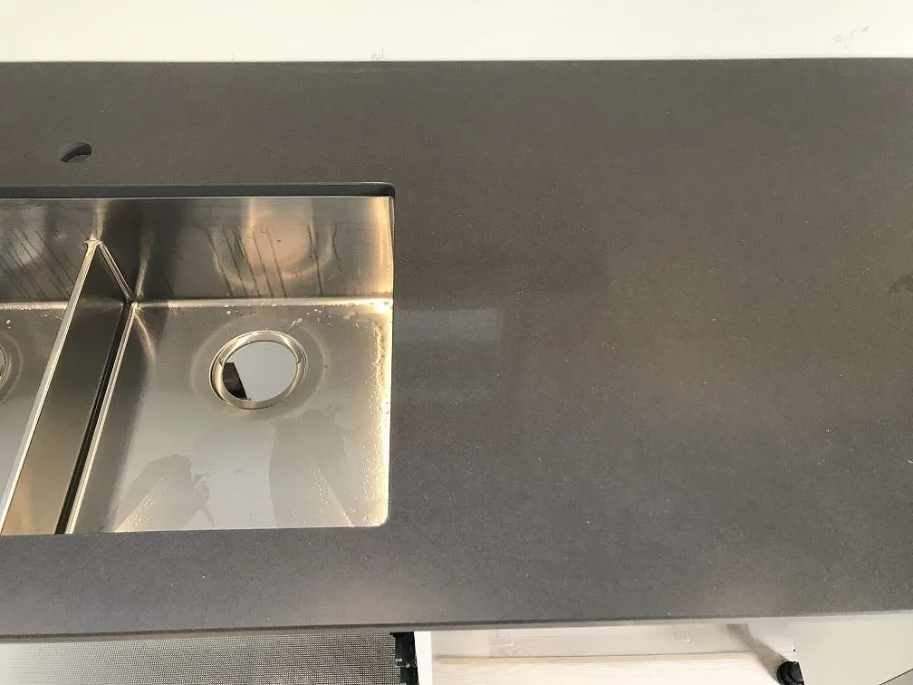 Køkkenbordplade i Silestone Marengo, Nyhamnsläge – billede 3