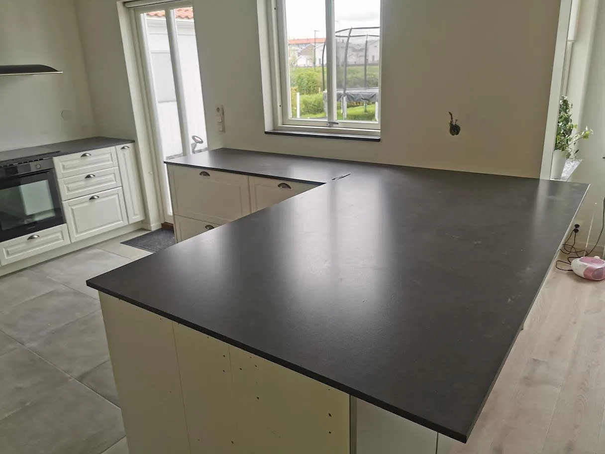 Køkkenbordplade i Silestone Marengo, mat, Svedala – billede 2