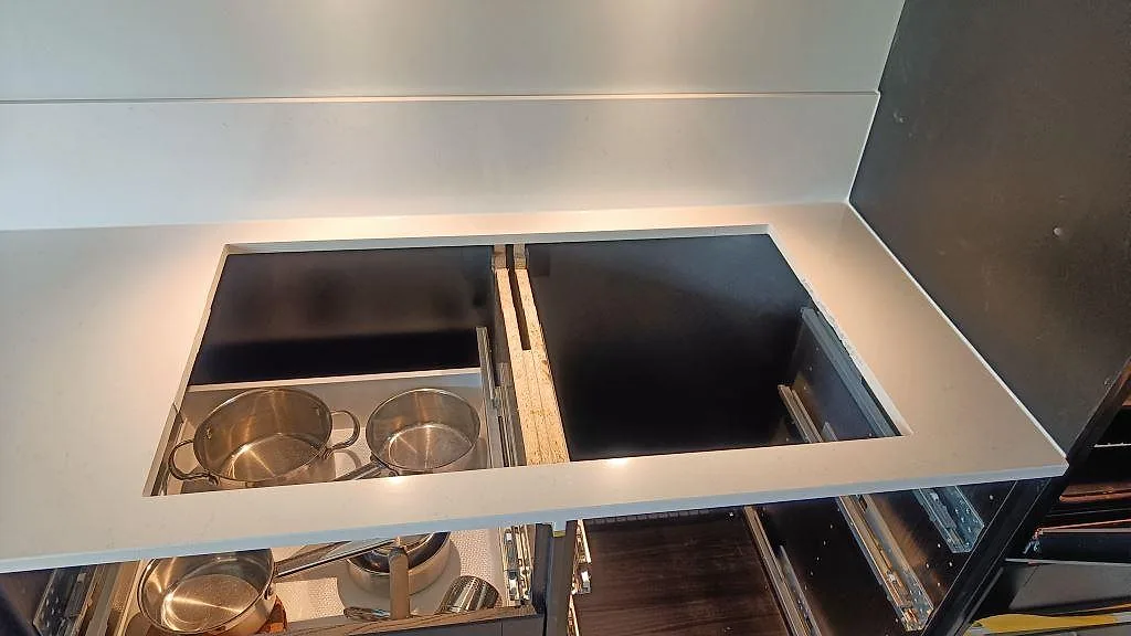 Køkkenbordplade i Silestone Miami Vena, bunkeflostrand – billede 5
