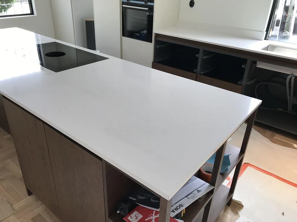 Køkkenbordplade i Silestone Miami Vena, Karlshamn – billede 2