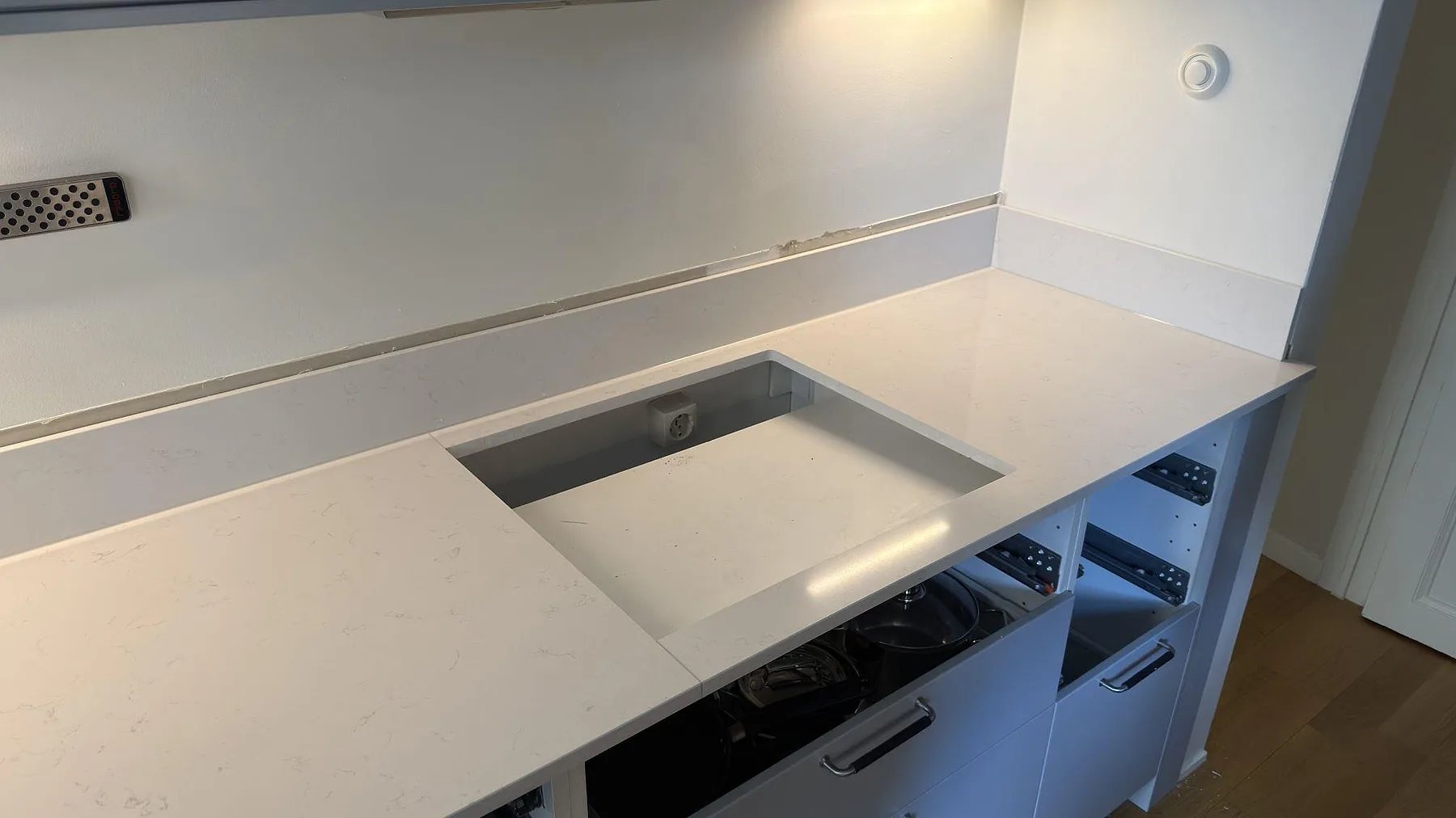 Køkkenbordplade i Silestone Miami Vena, Stockholm – billede 4