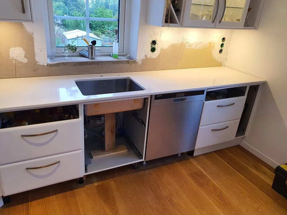 Køkkenbordplade i Silestone Miami White, Båstad – billede 2