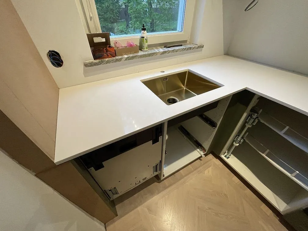 Køkkenbordplade i Silestone Miami White, Bromma – billede 3