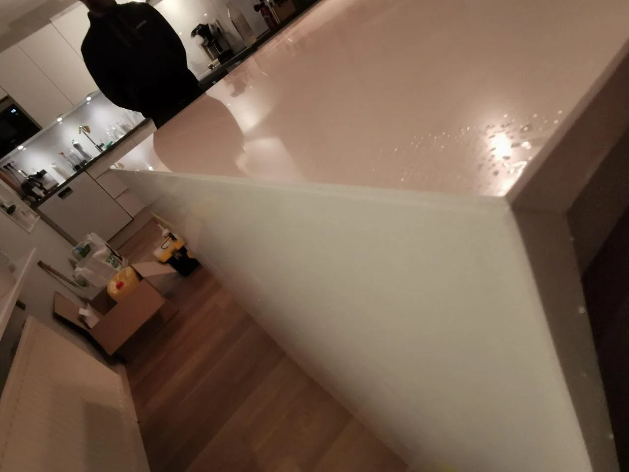 Køkkenbordplade i Silestone Miami White, Häljarp – billede 3