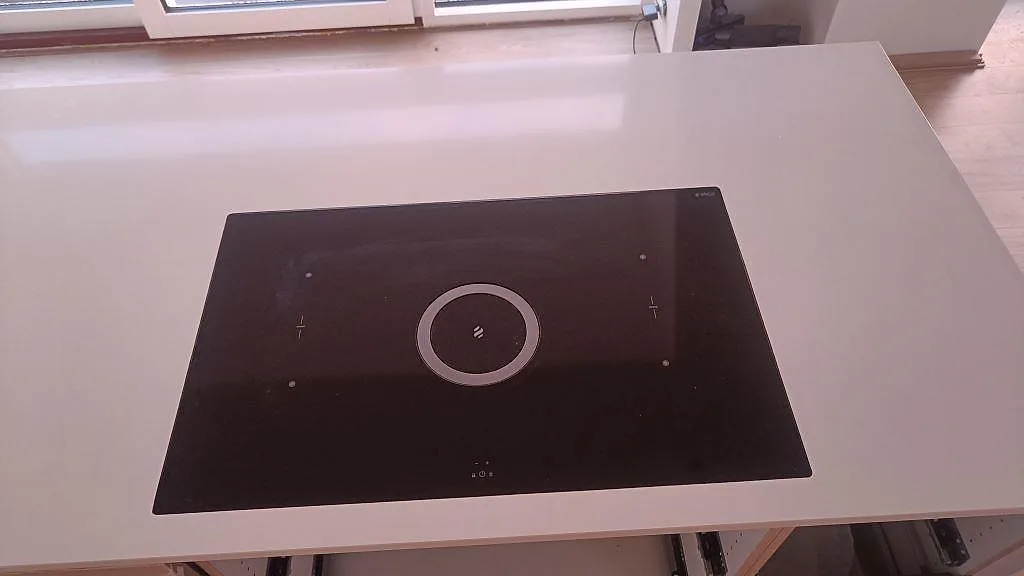 Køkkenbordplade i Silestone Miami White, Karlslunde – billede 4