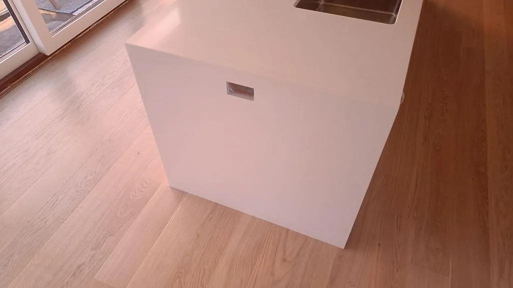 Køkkenbordplade i Silestone Miami White, Karlslunde – billede 6
