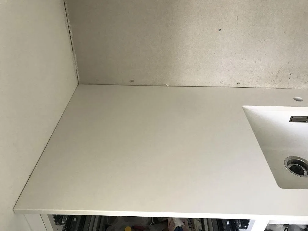 Køkkenbordplade i Silestone Miami White, Kungälv – billede 2