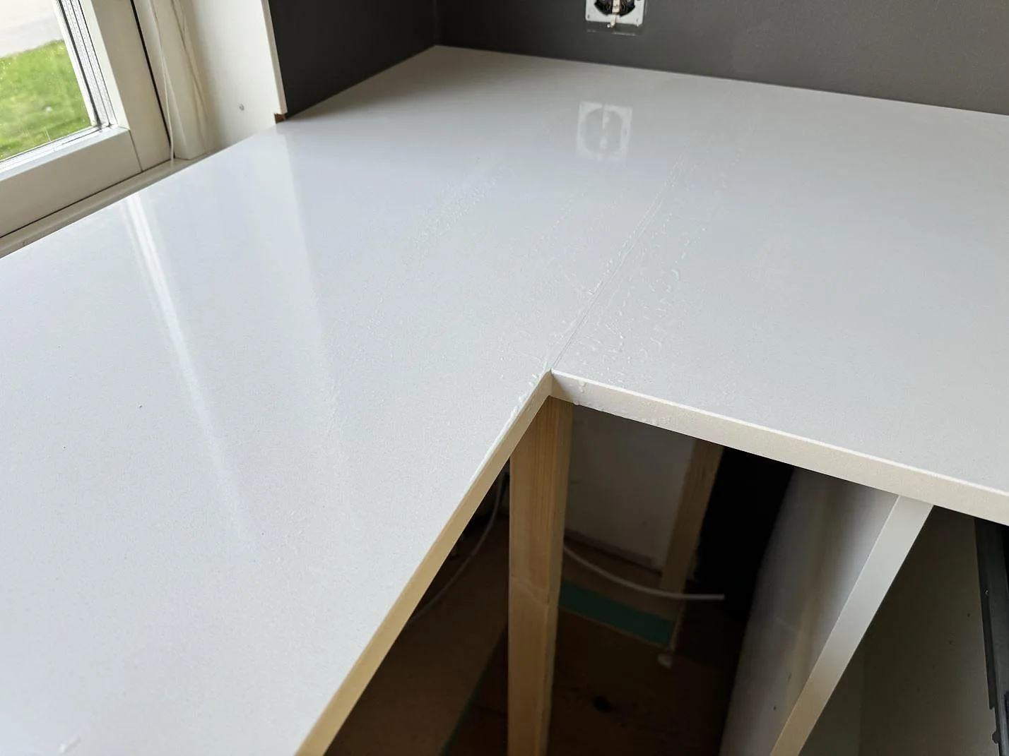 Køkkenbordplade i Silestone Miami White, Kungälv – billede 8