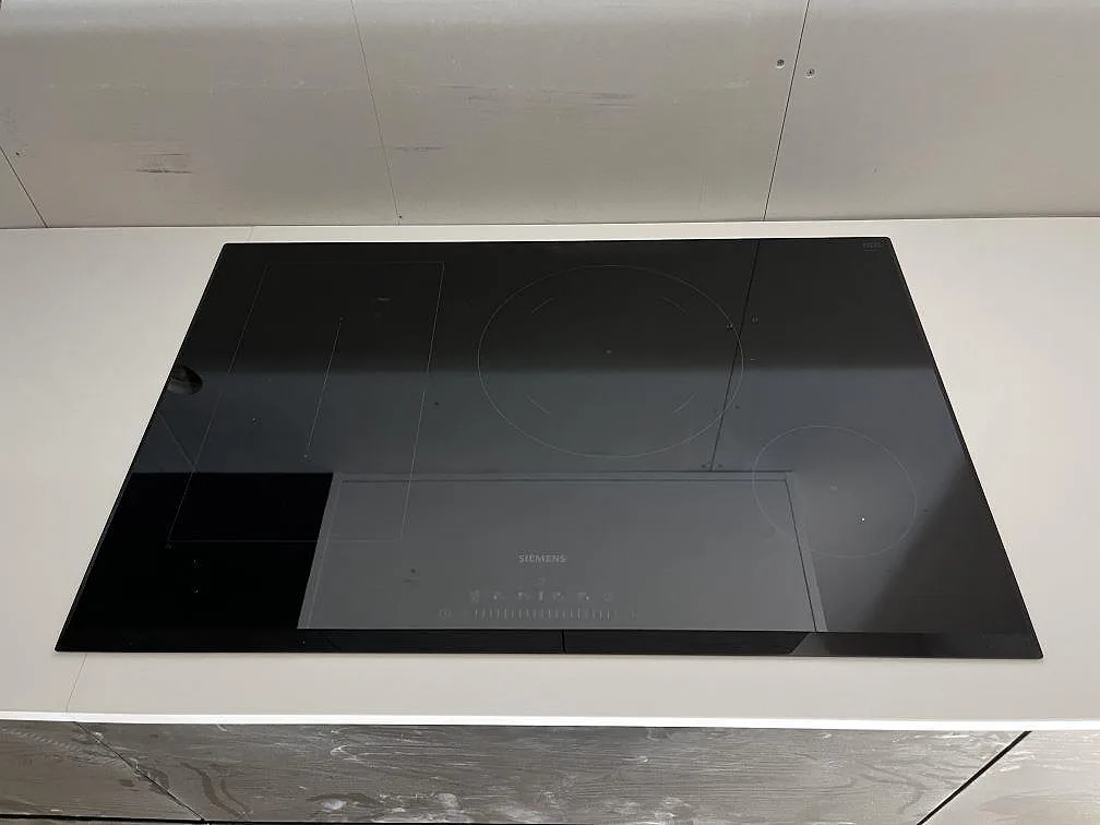 Køkkenbordplade i Silestone Miami White, Rockneby – billede 3
