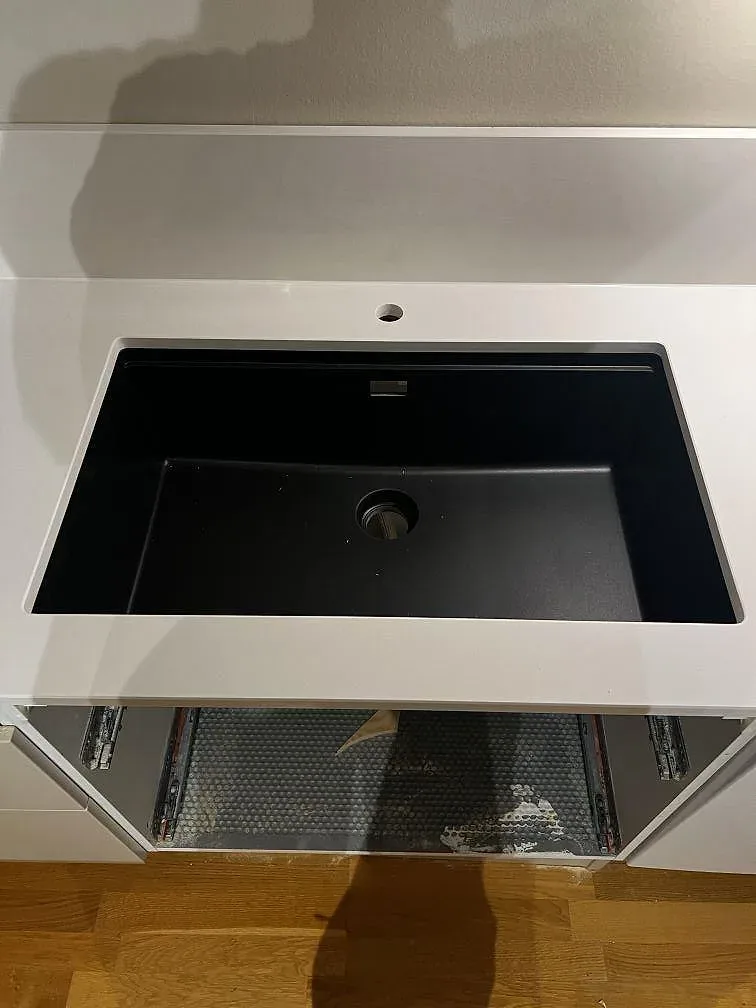 Køkkenbordplade i Silestone Miami White, Trelleborg – billede 2