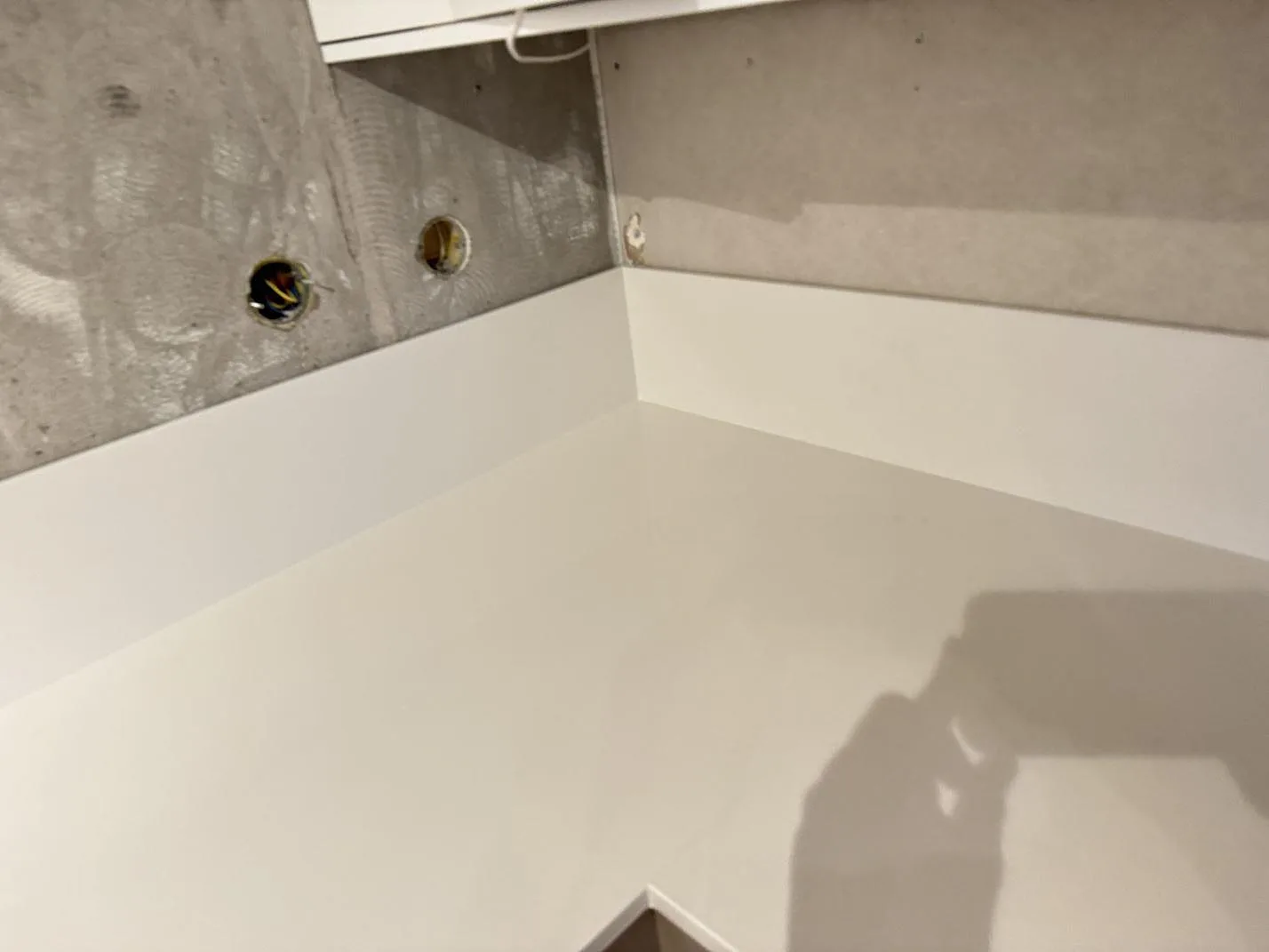 Køkkenbordplade i Silestone Miami White, Växjö – billede 5