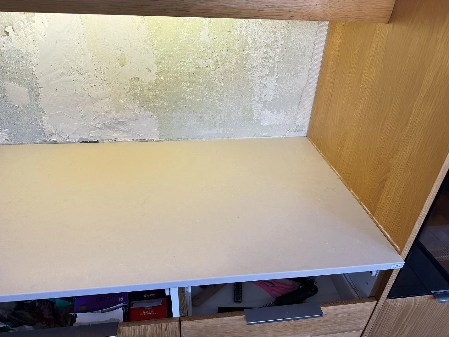 Køkkenbordplade i Silestone Motion Grey, Karlskrona – billede 6