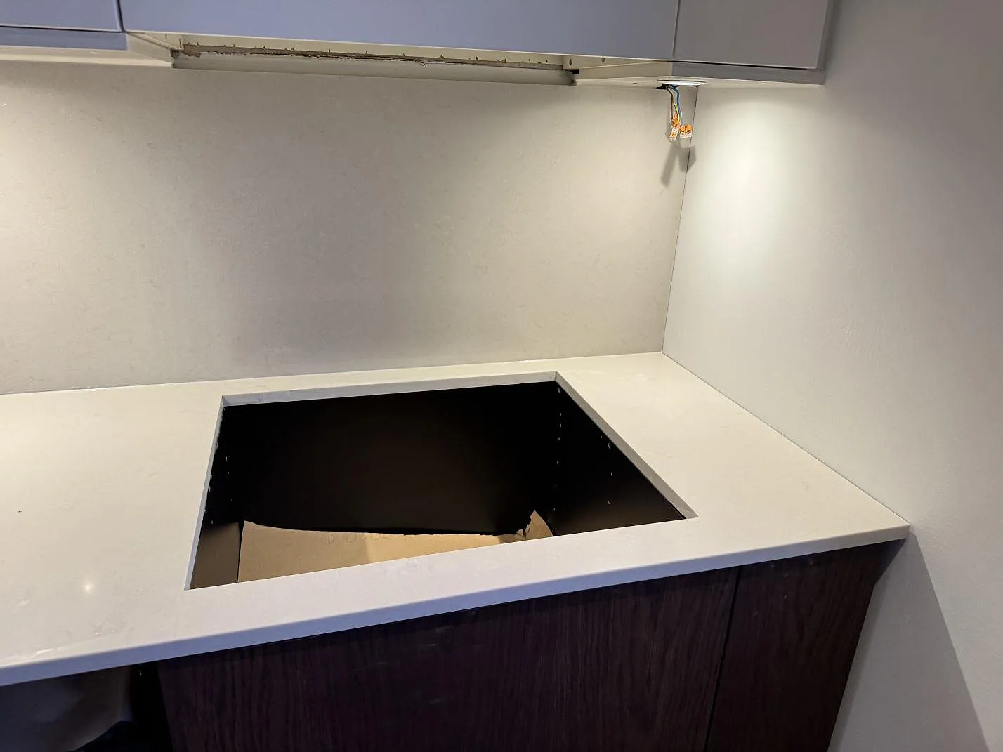 Køkkenbordplade i Silestone Motion Grey, Lomma – billede 7