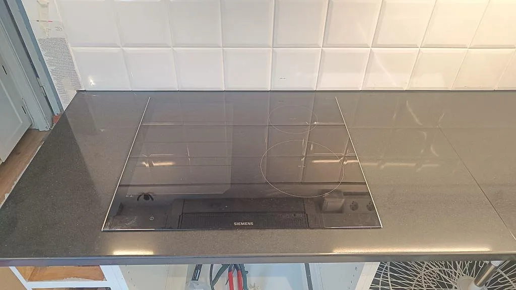 Køkkenbordplade i Silestone Negro Tebas, Åmål – billede 3