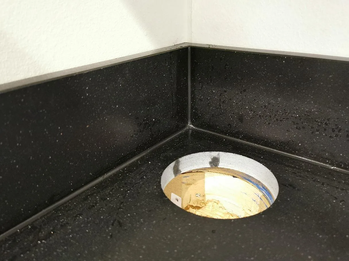 Køkkenbordplade i Silestone Negro Tebas, Höllviken – billede 7