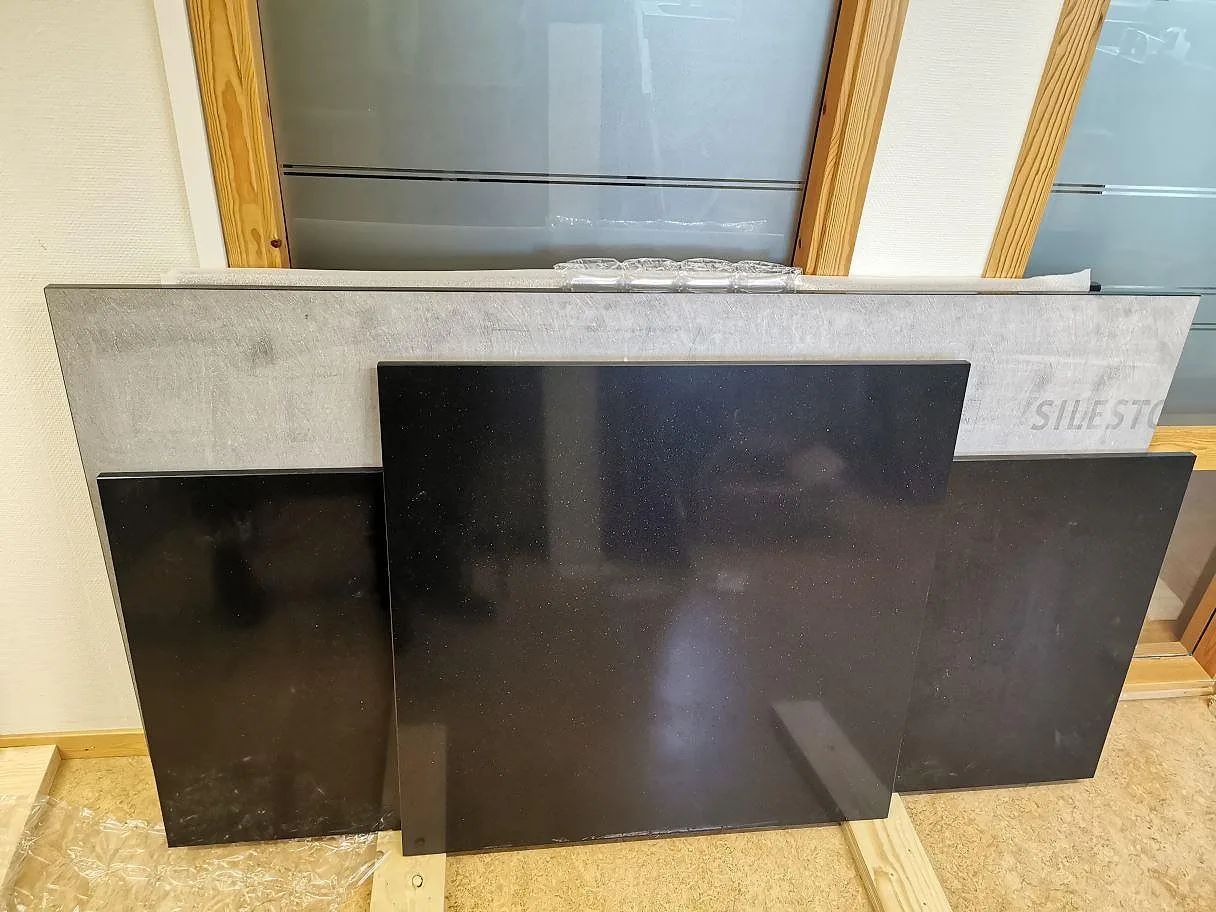 Køkkenø i Silestone Negro Tebas, Lund – billede 3