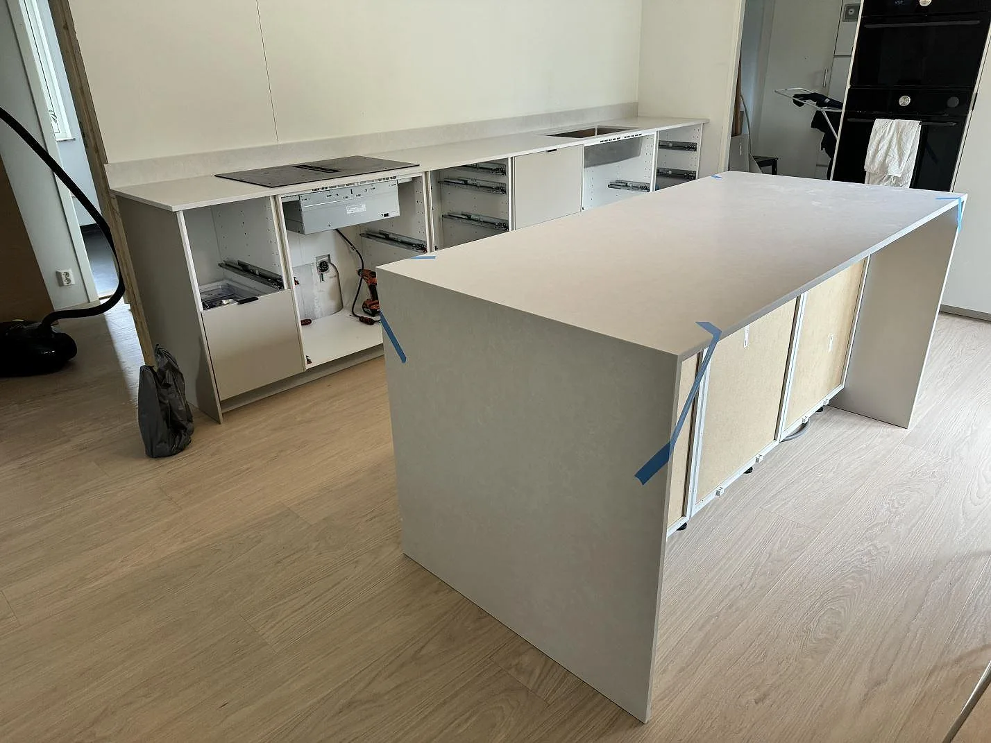 Gennemført projekt: Køkkenbordplade i Silestone Nolita, Nättraby.