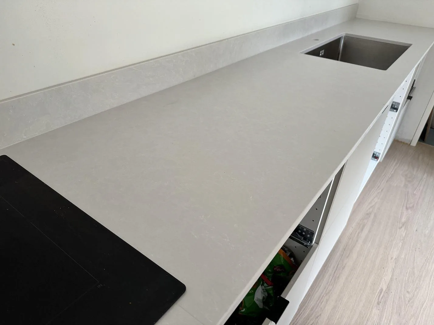 Køkkenbordplade i Silestone Nolita, Nättraby – billede 4
