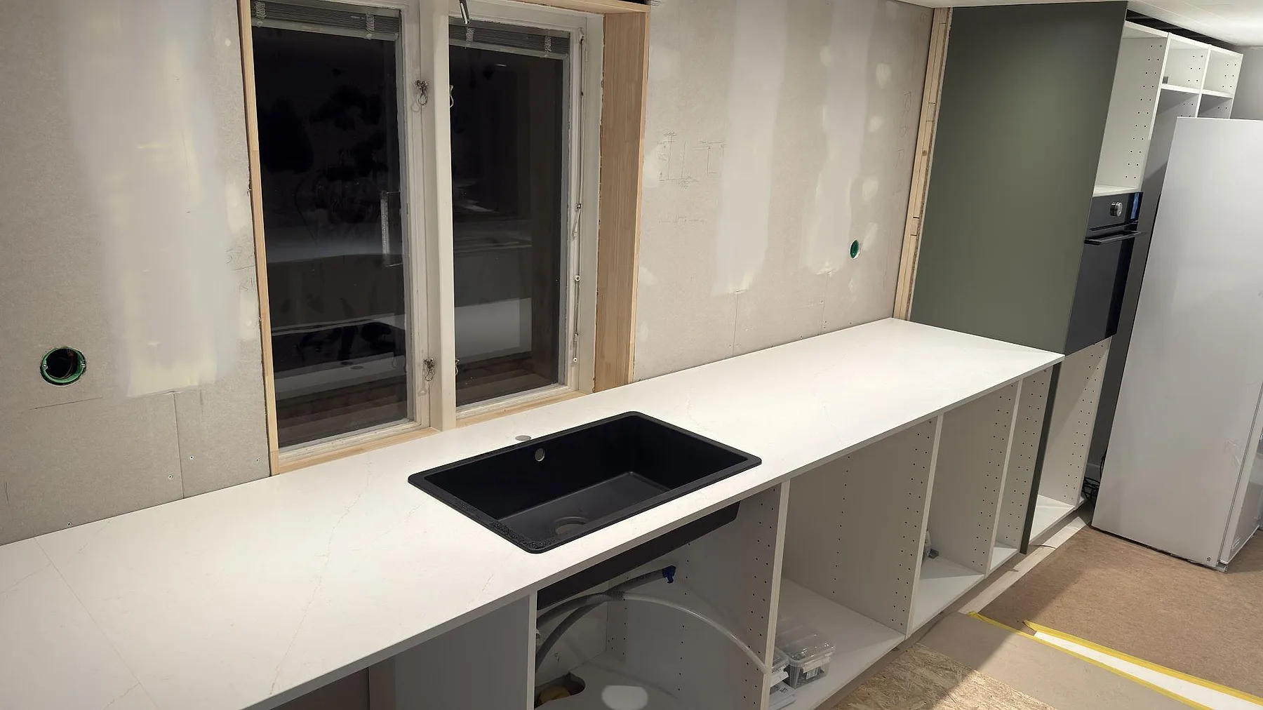 Køkkenbordplade i Silestone Persian White, Falun – billede 3