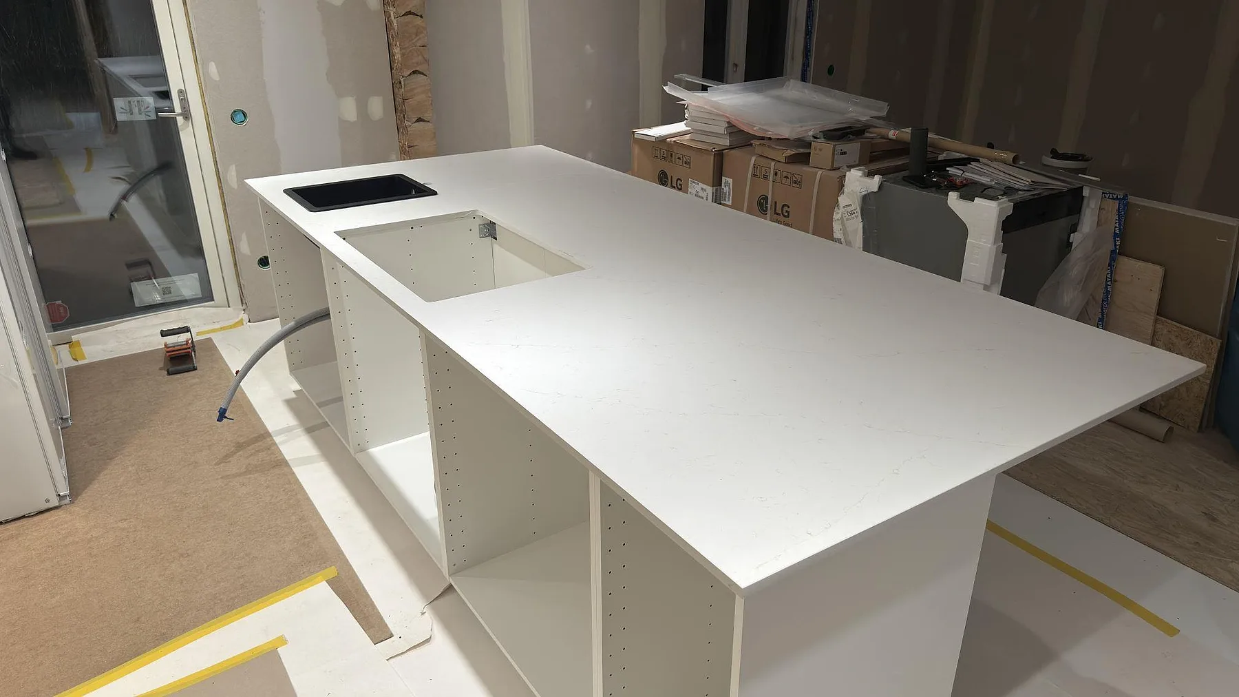 Køkkenbordplade i Silestone Persian White, Falun – billede 4